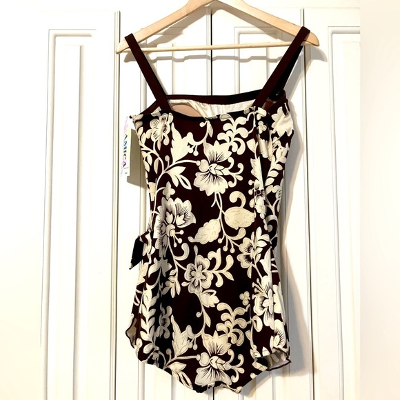 Amica Floral One Piece Swimsuit With Skirt Size 14 NWT - Picture 3 of 11